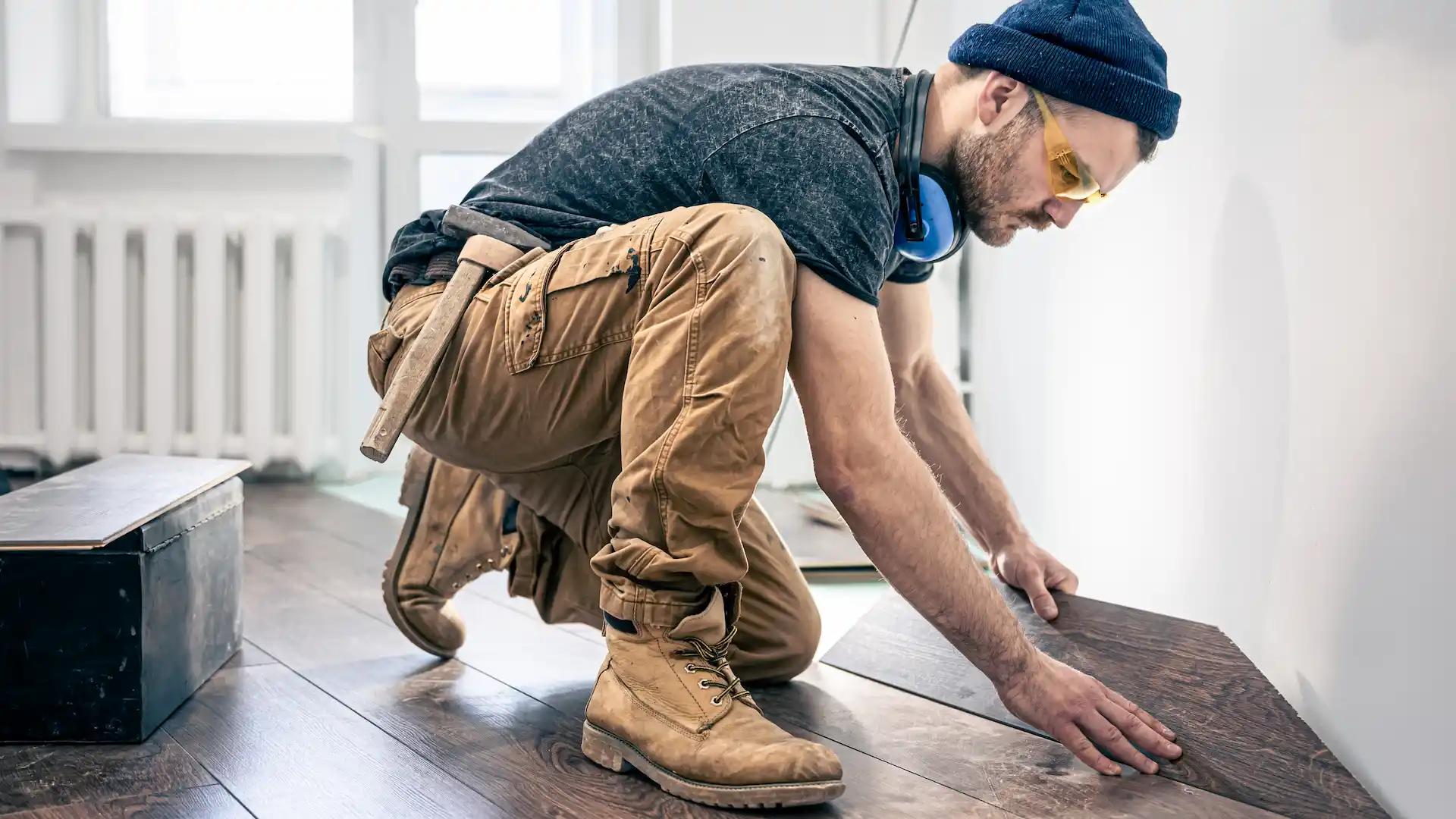 sitting and choosing parquet woman and man