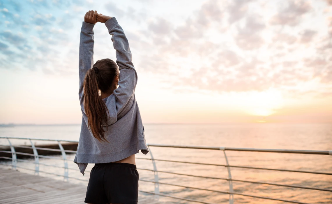 minimal living room decor