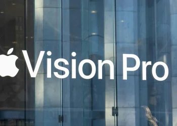 apple vision pro update unlocks advanced spatial computing and developer tools