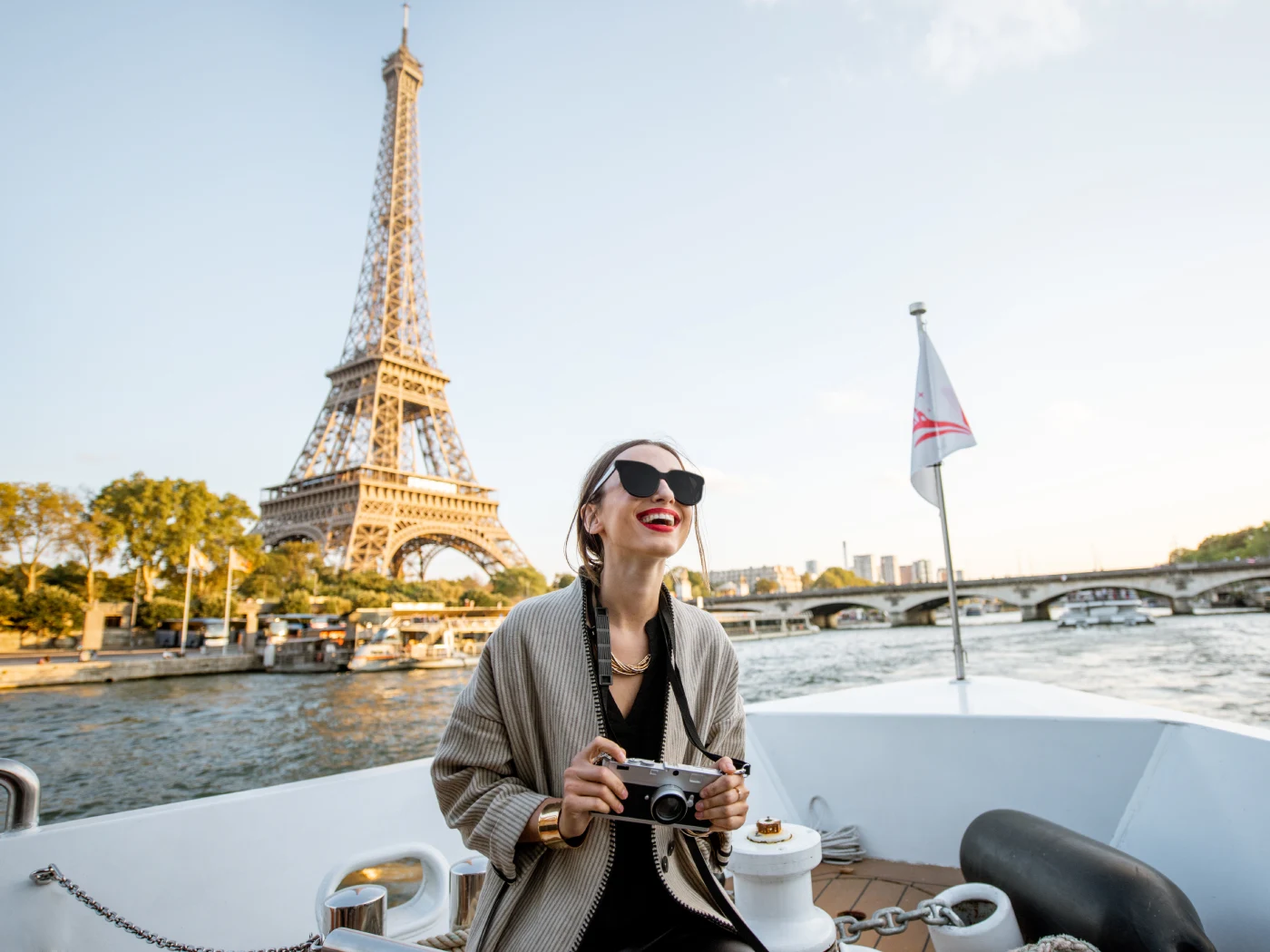 Woman enjoying landscape view on paris city
